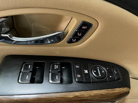 Kia Carnival — photo 13