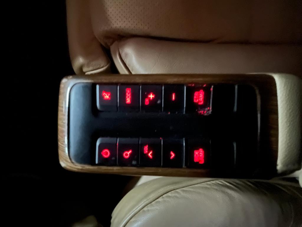 Kia Carnival — photo 17