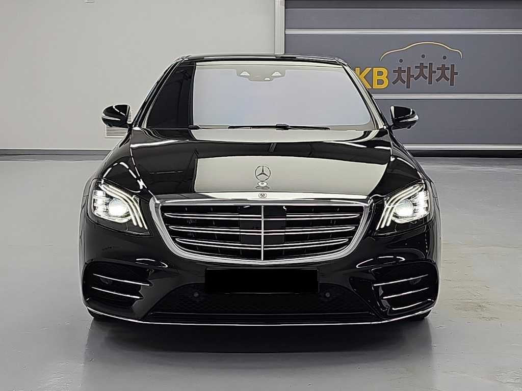 Mercedes-Benz S-Class — photo 01