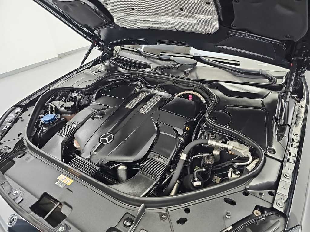 Mercedes-Benz S-Class — photo 05