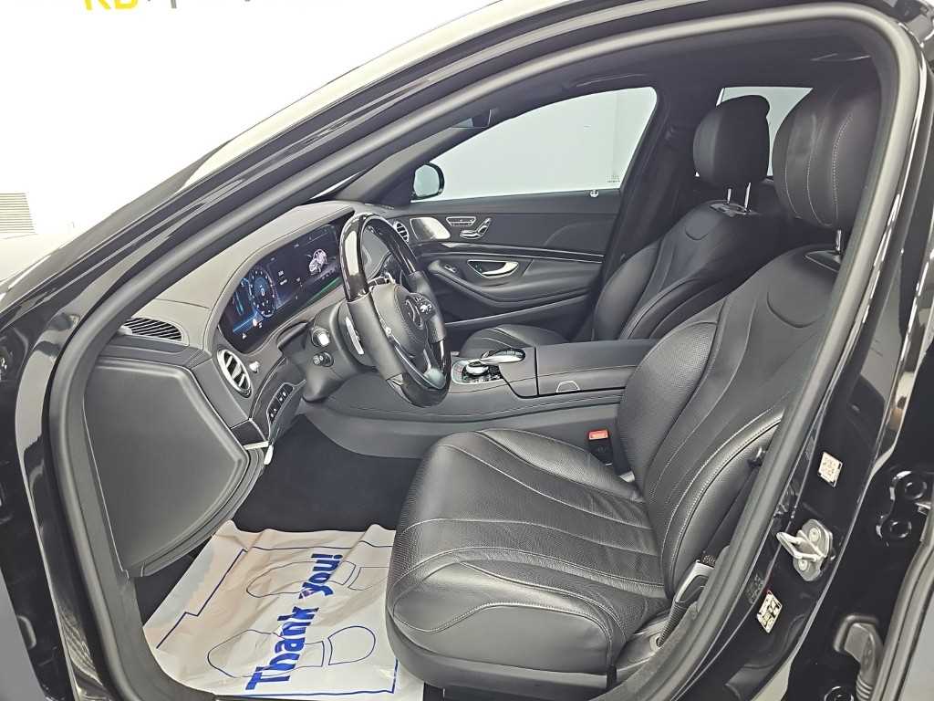 Mercedes-Benz S-Class — photo 11