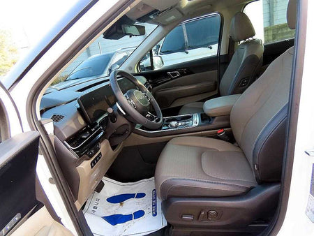 Kia Carnival — photo 05