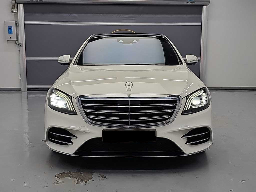 Mercedes-Benz S-Class — photo 01