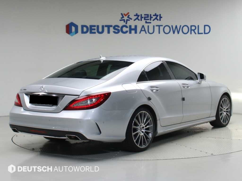 Mercedes-Benz CLS-Class — photo 02