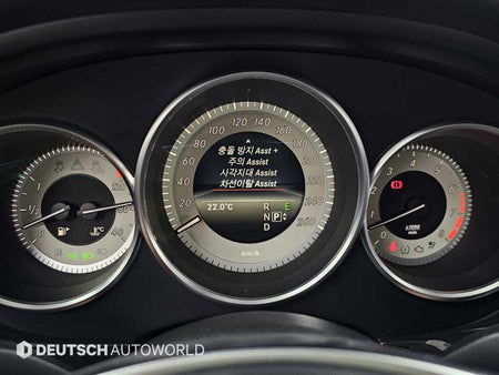 Mercedes-Benz CLS-Class — photo 11