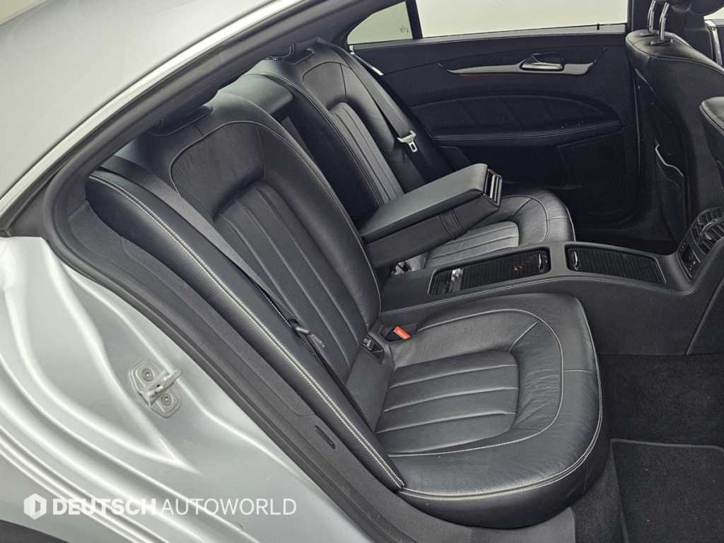 Mercedes-Benz CLS-Class — photo 18
