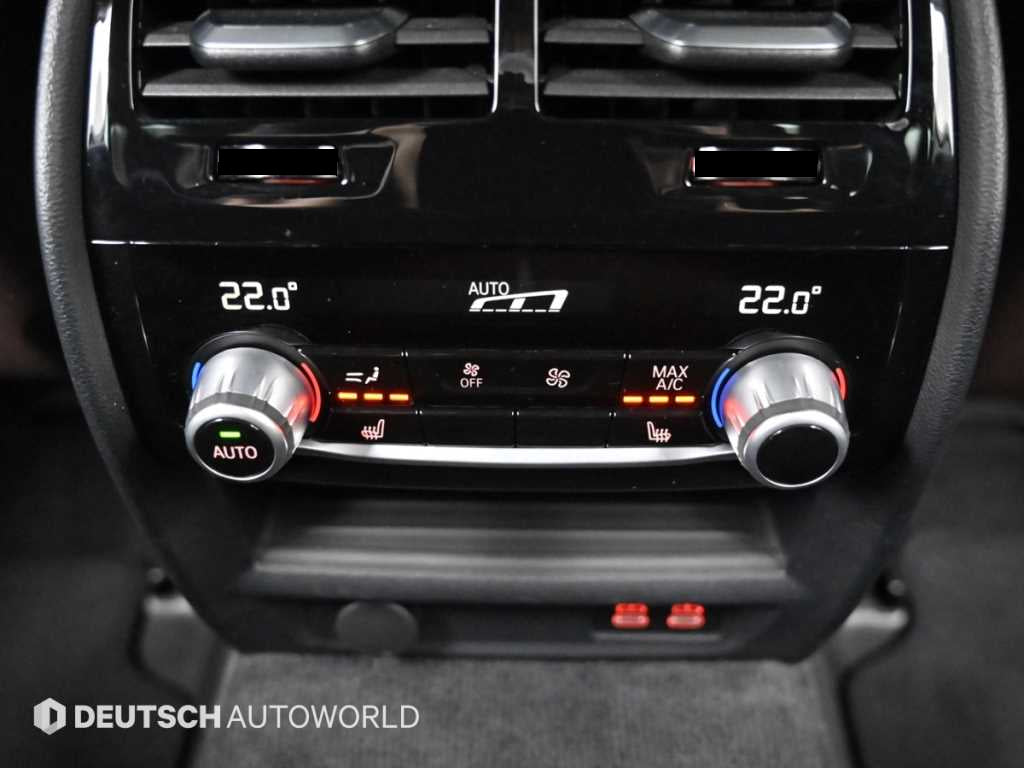 BMW 5-Series — photo 16
