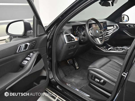 BMW X7 — photo 11