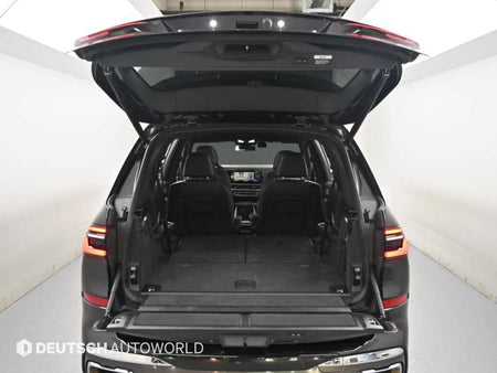 BMW X7 — photo 19