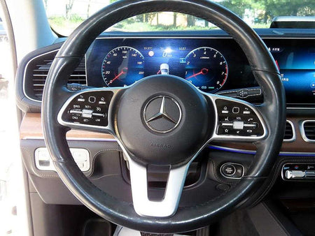 Mercedes-Benz GLE-Class — photo 08