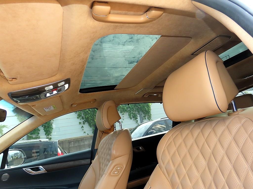 Genesis GV80 — photo 15