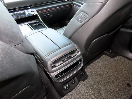 Genesis GV80 — photo 15