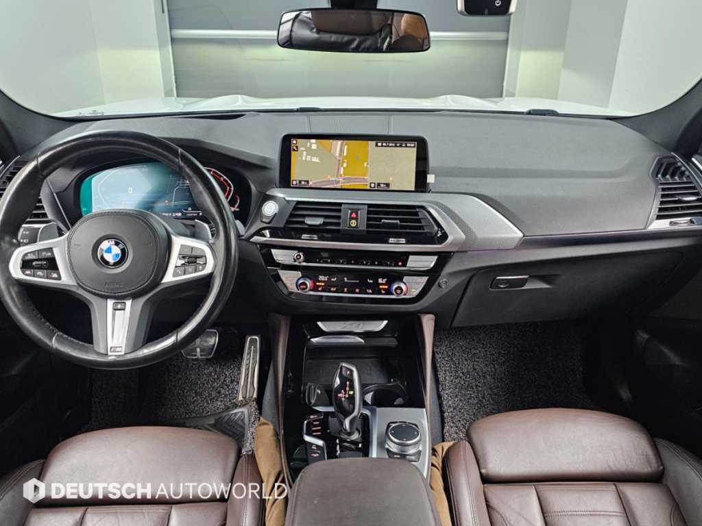 BMW X4 — photo 07