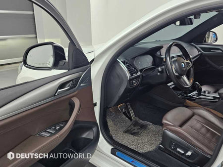 BMW X4 — photo 11