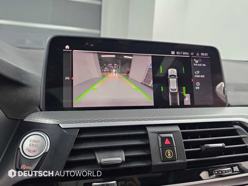 BMW X4 — photo 15