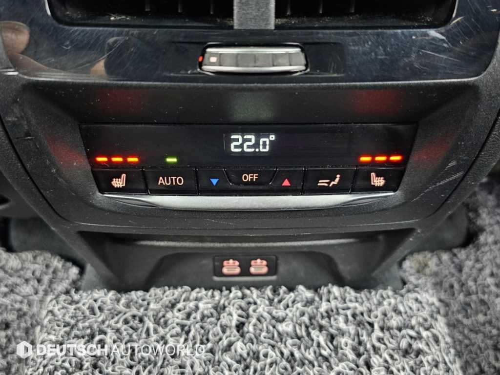 BMW X4 — photo 16