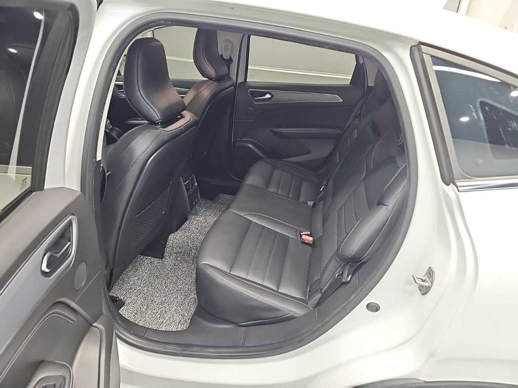 RENAULT XM3 — photo 12