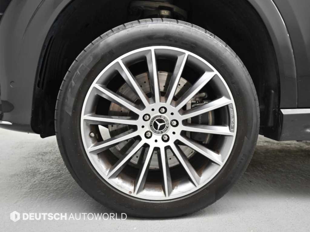 Mercedes-Benz GLE-Class — photo 05