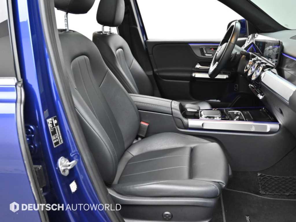 Mercedes-Benz GLB-Class — photo 10