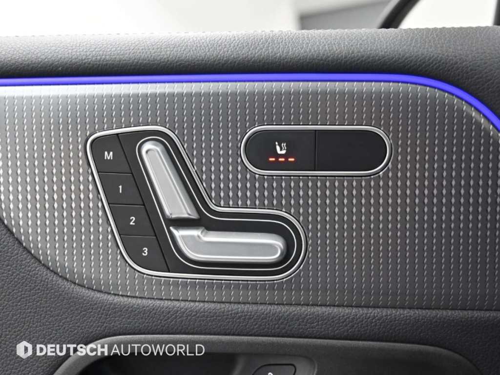 Mercedes-Benz GLB-Class — photo 17