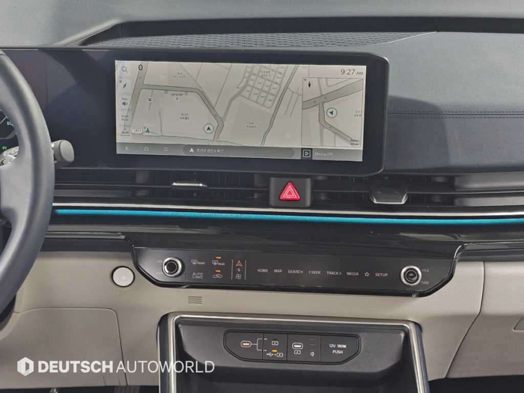 Kia Carnival — photo 14