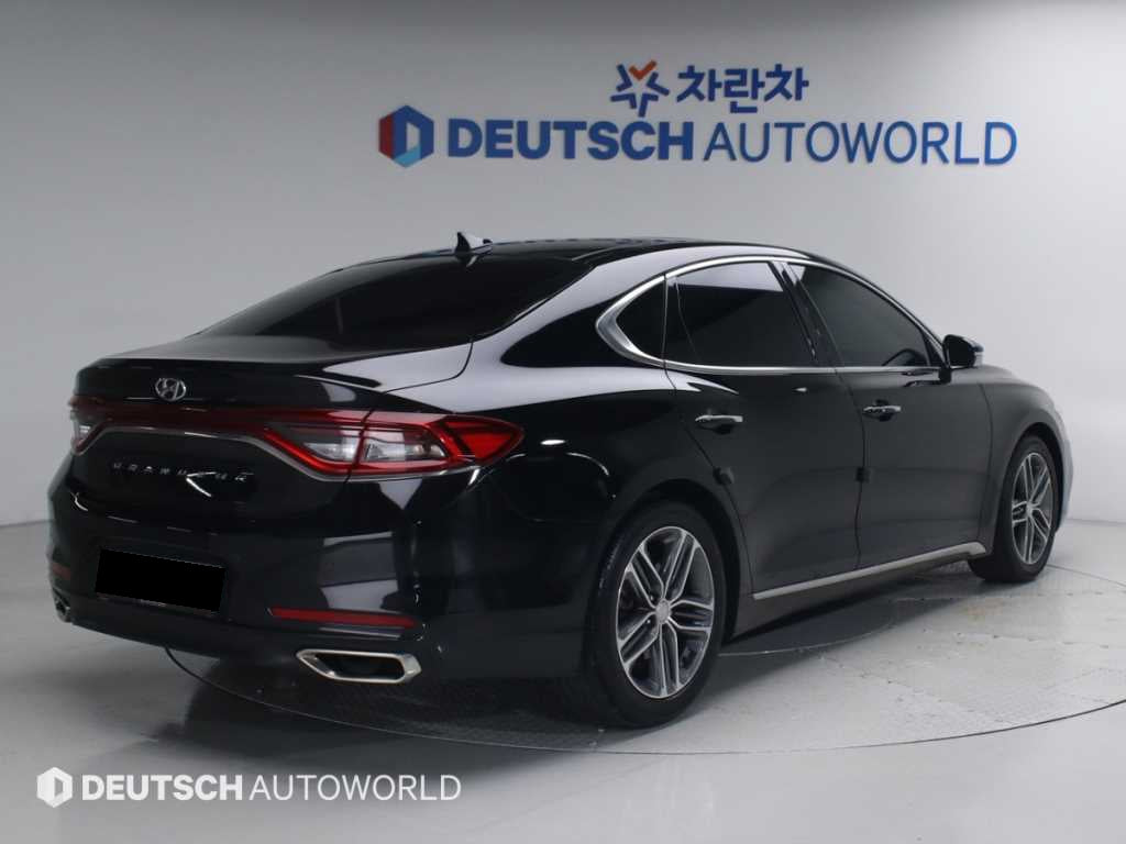 Hyundai Grandeur — photo 02