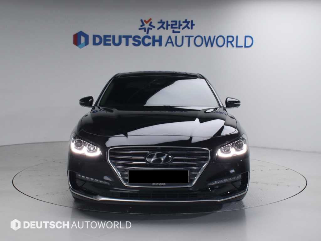 Hyundai Grandeur — photo 03