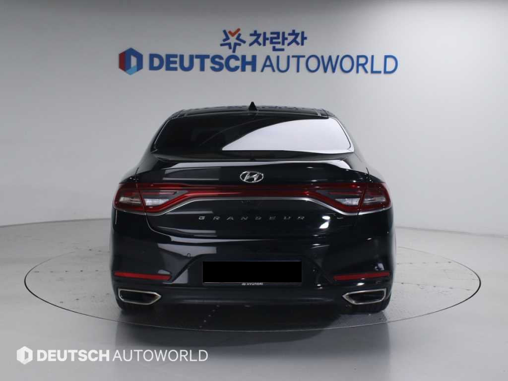Hyundai Grandeur — photo 04