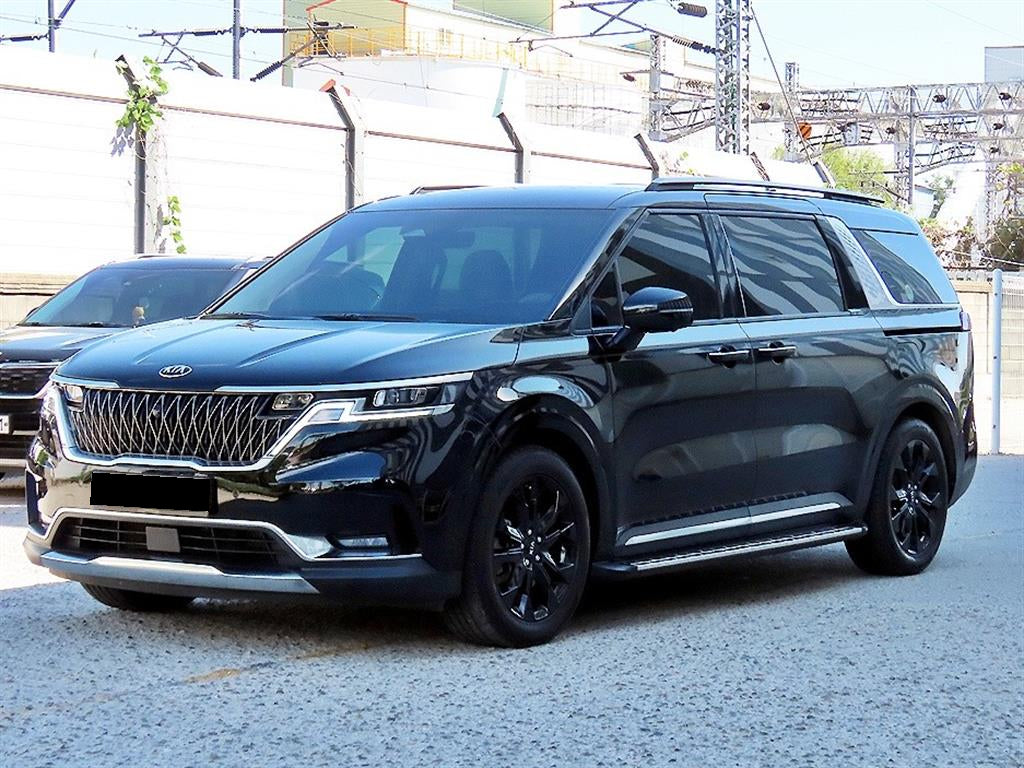 Kia Carnival — photo 02
