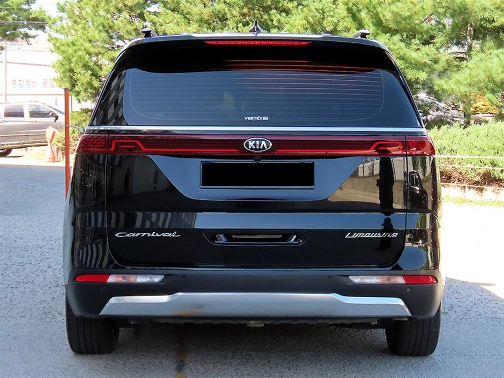 Kia Carnival — photo 04