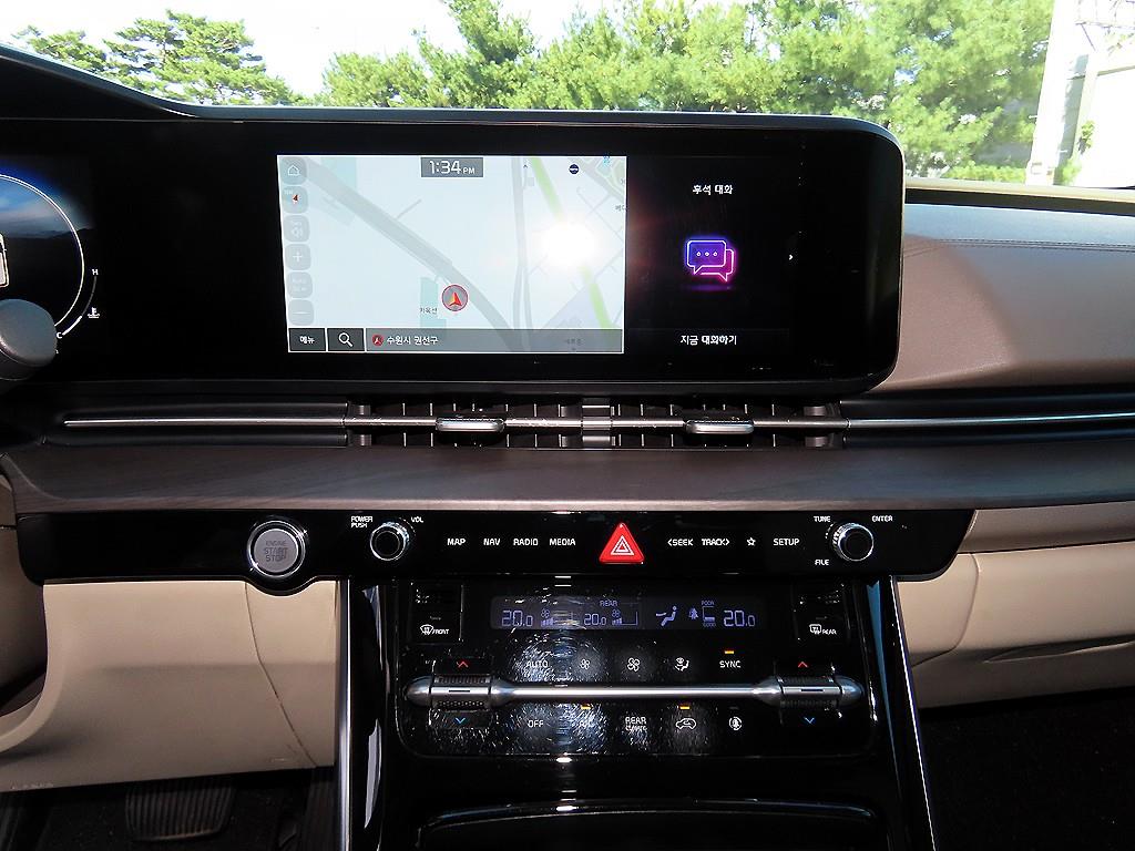 Kia Carnival — photo 13