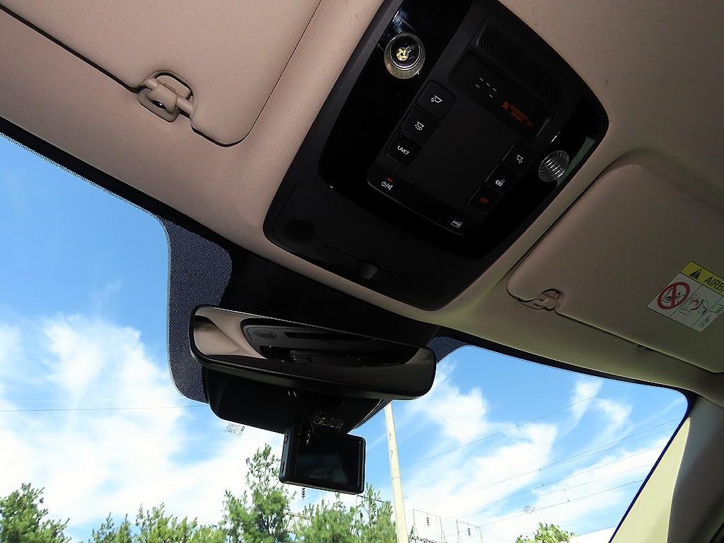 Kia Carnival — photo 15