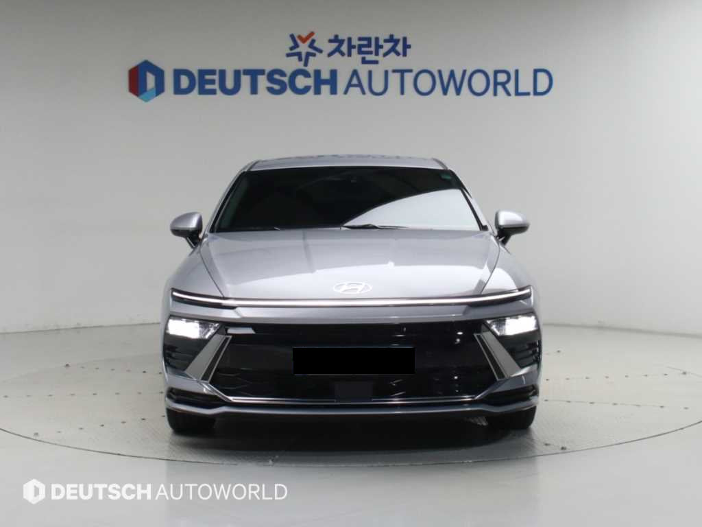 Hyundai Sonata — photo 03