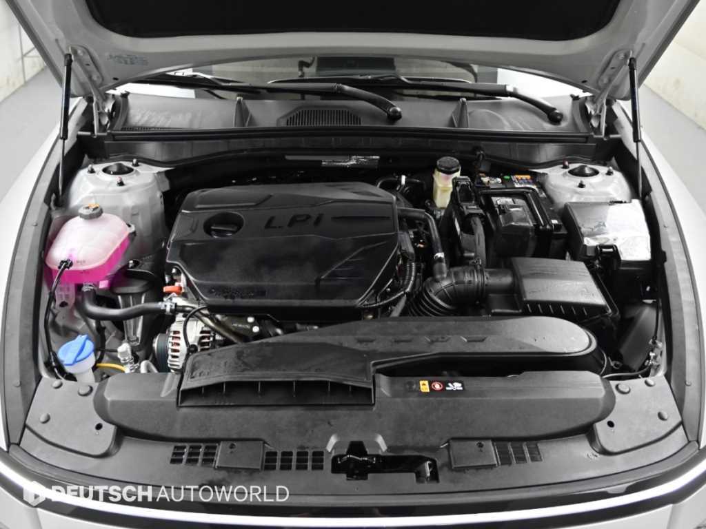 Hyundai Sonata — photo 06