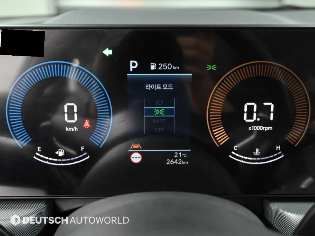 Hyundai Sonata — photo 08