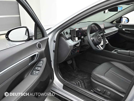 Hyundai Sonata — photo 11