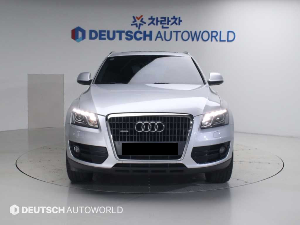 Audi Q5 — photo 03