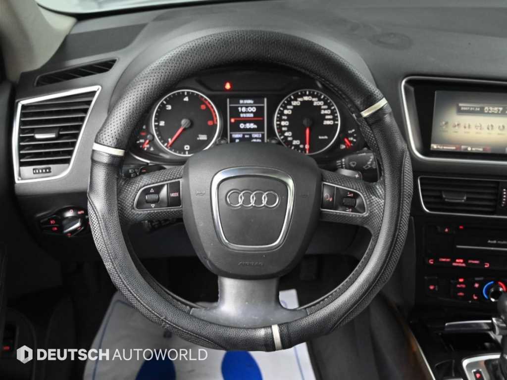 Audi Q5 — photo 13