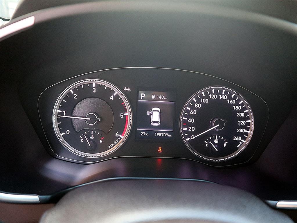 Hyundai Santafe — photo 09