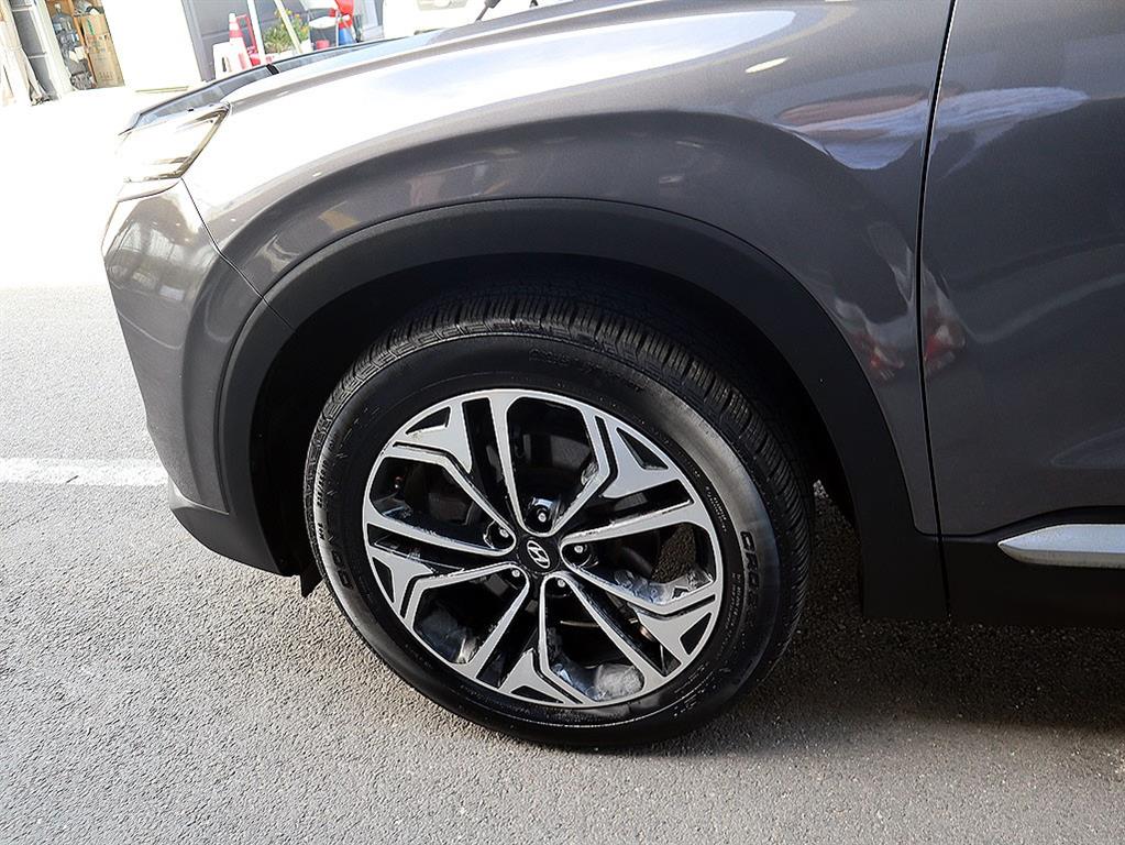 Hyundai Santafe — photo 18
