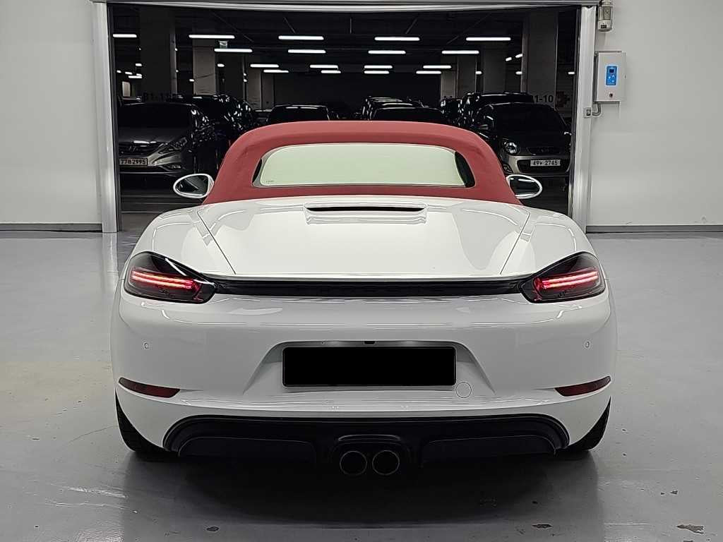 Porsche 718 — photo 03