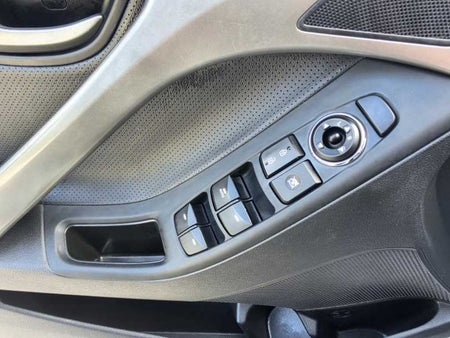 Hyundai Avante — photo 12