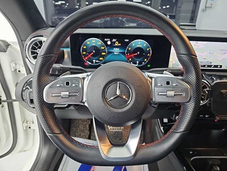 Mercedes-Benz CLA-Class — photo 08