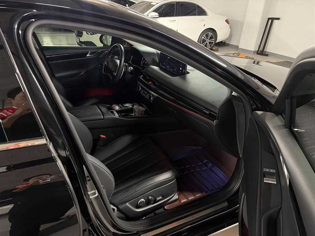 Genesis G80 — photo 15