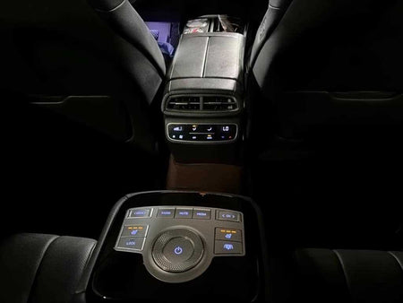 Genesis G80 — photo 17