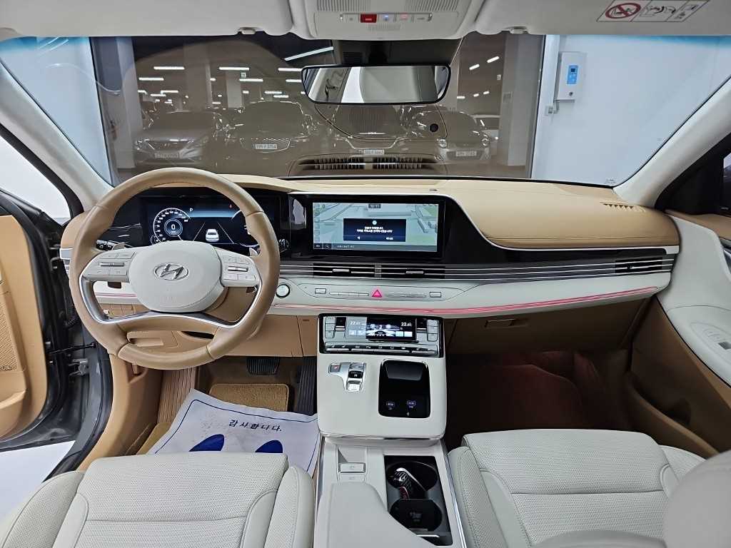 Hyundai Grandeur — photo 01