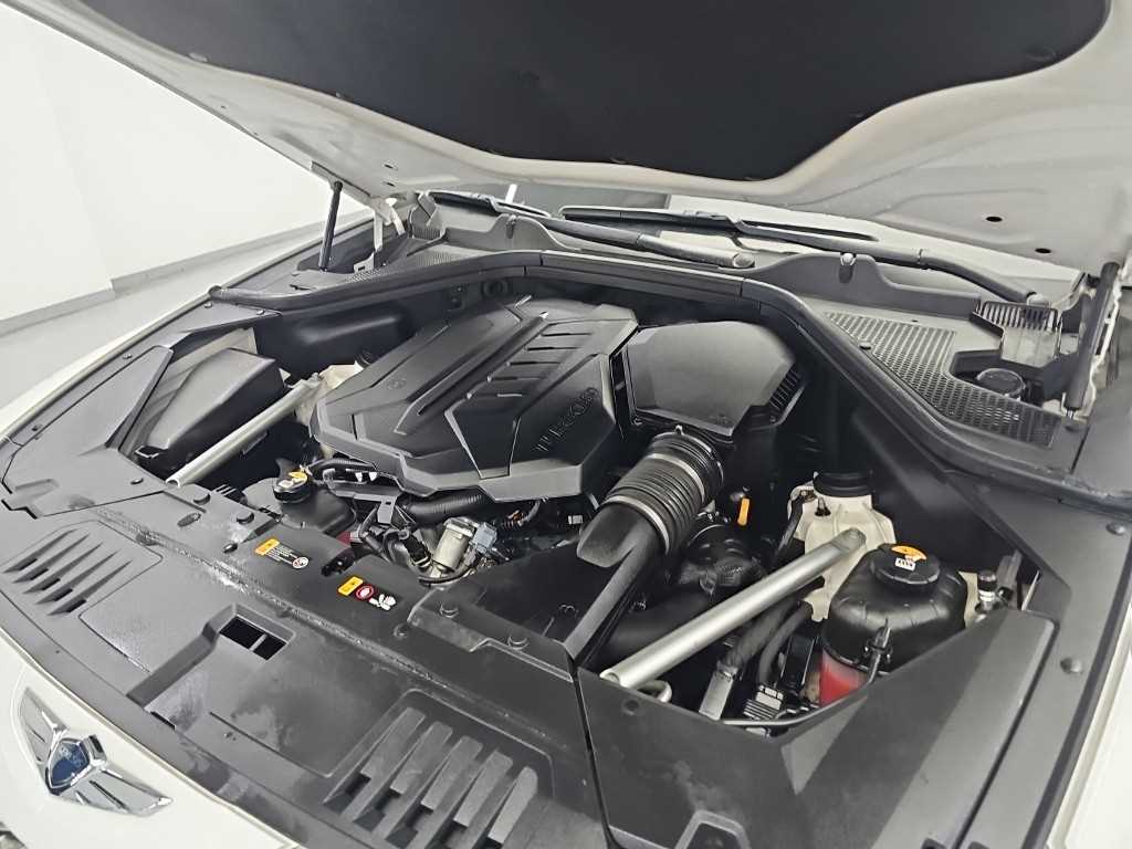 Genesis GV80 — photo 05