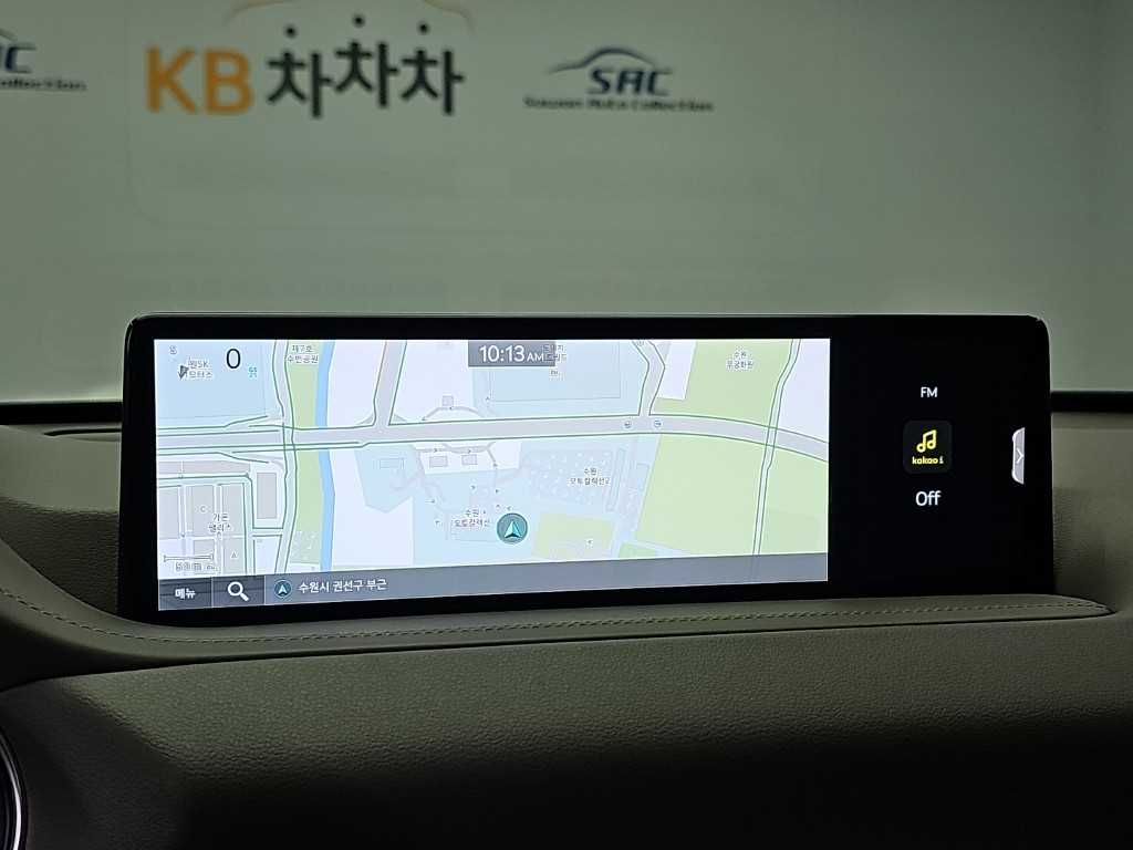 Genesis GV80 — photo 14