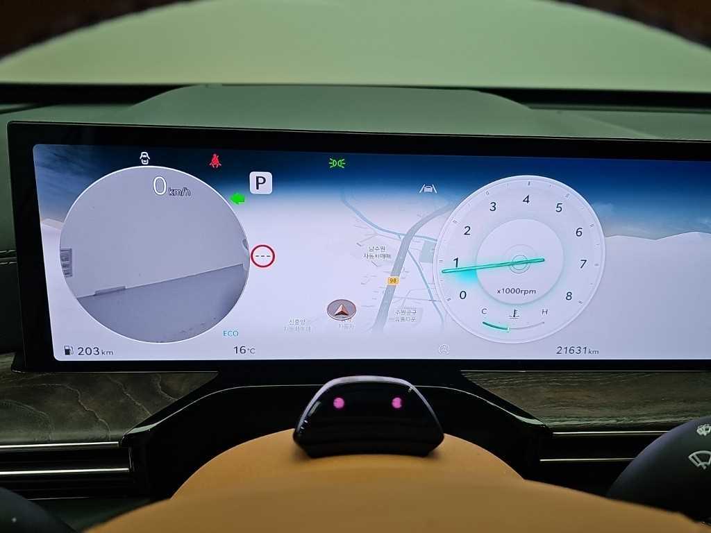 Genesis GV80 — photo 06