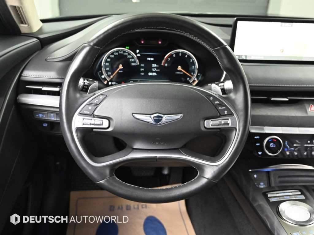 Genesis G80 — photo 13